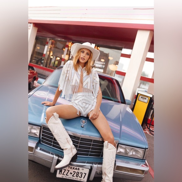 Nasty Gal Jackets & Blazers - Nasty Gal White Fringe Crochet Cape Top Boho Festival Blouse | NWT Size S/M